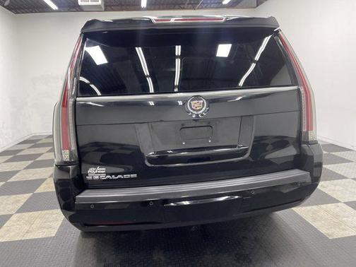2015 Cadillac Escalade Luxury