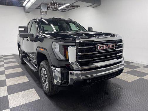 2026 GMC Sierra 2500 SLE