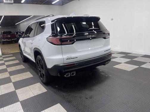 2026 GMC Acadia Elevation FWD