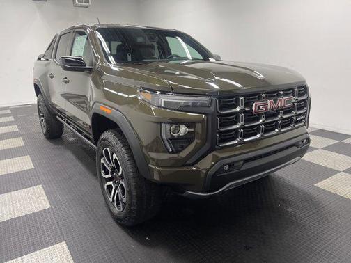 2025 GMC Canyon Base
