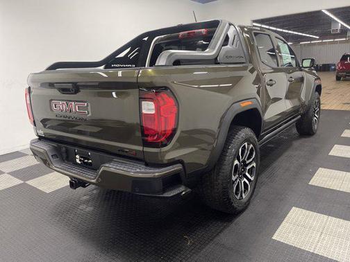 2025 GMC Canyon Base