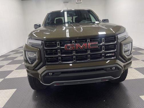 2025 GMC Canyon Base