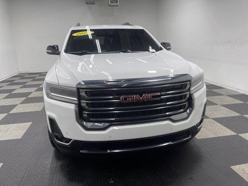 2023 GMC Acadia AWD AT4