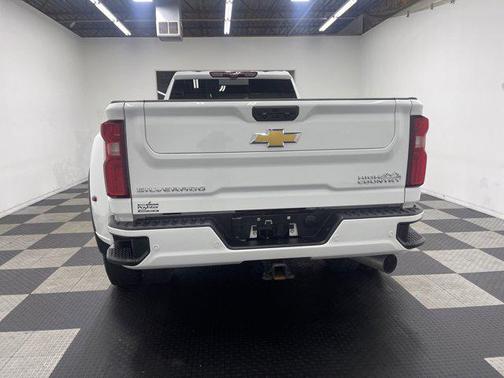 2024 Chevrolet Silverado 3500 High Country