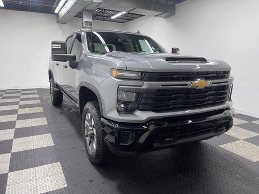 2026 Chevrolet Silverado 2500 Custom