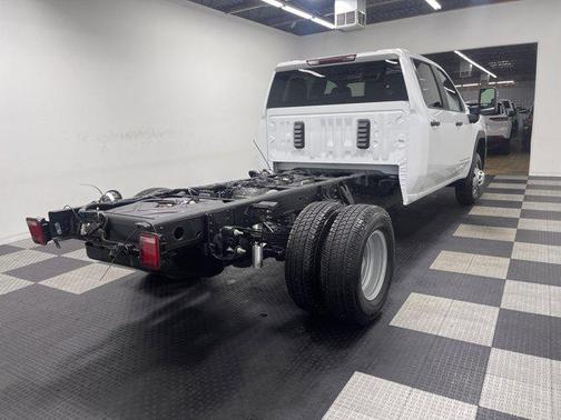 2026 GMC Sierra 3500 Base