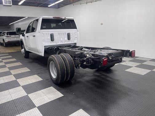 2026 GMC Sierra 3500 Base