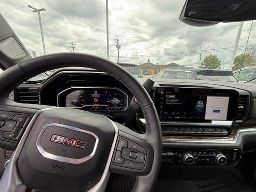 2024 GMC Sierra 1500 SLE