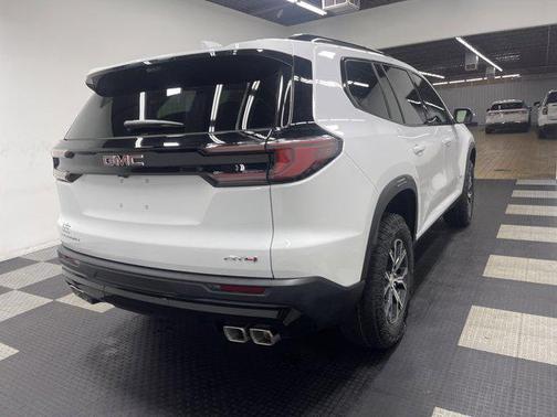 2026 GMC Acadia AT4 AWD