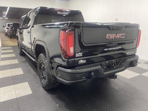 2023 GMC Sierra 1500 AT4X