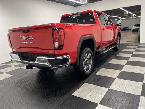 2026 GMC Sierra 2500 SLE