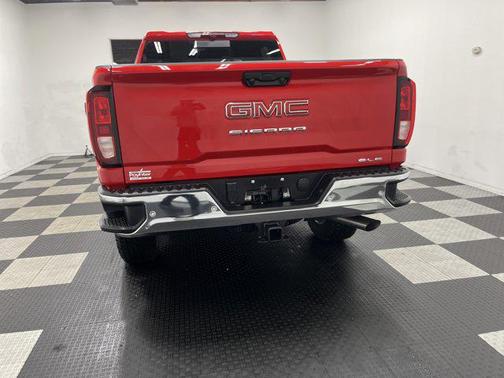 2026 GMC Sierra 2500 SLE