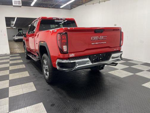 2026 GMC Sierra 2500 SLE