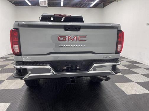 2026 GMC Sierra 2500 SLE