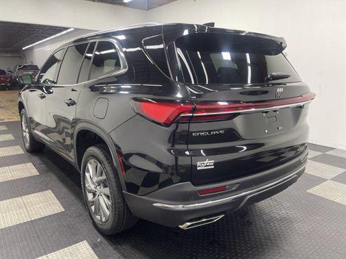 2025 Buick Enclave Preferred FWD