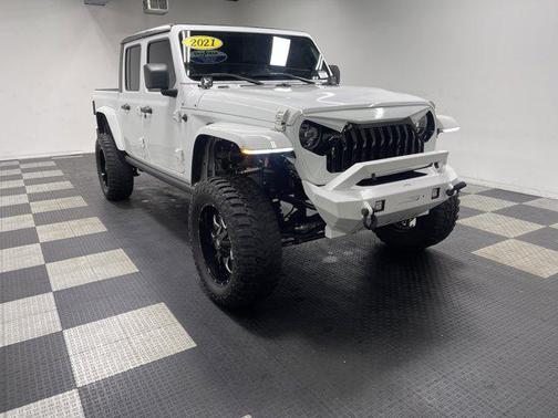 2021 Jeep Gladiator Overland