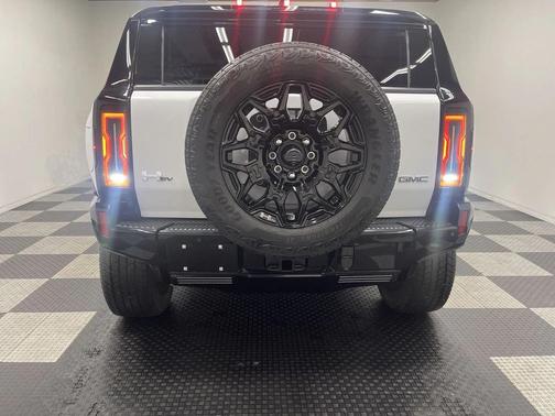 2025 GMC HUMMER EV SUV 2X