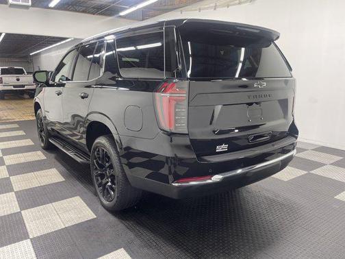 2025 Chevrolet Tahoe LS