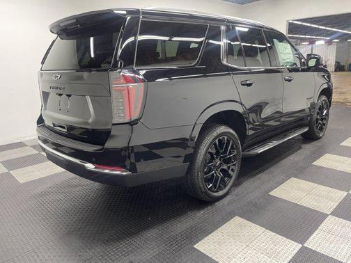 2025 Chevrolet Tahoe LS