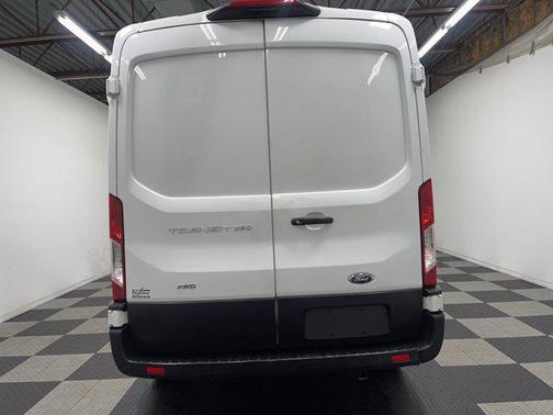 2022 Ford Transit-250 Base