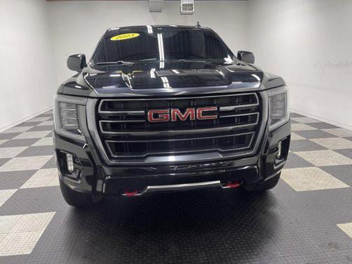 2023 GMC Yukon XL 4WD AT4