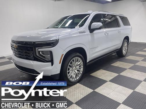 Polar White Tricoat 2026 Chevrolet Suburban High Country, 4WD