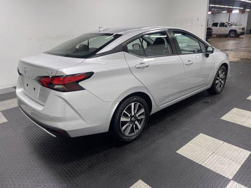 2021 Nissan Versa 1.6 SV