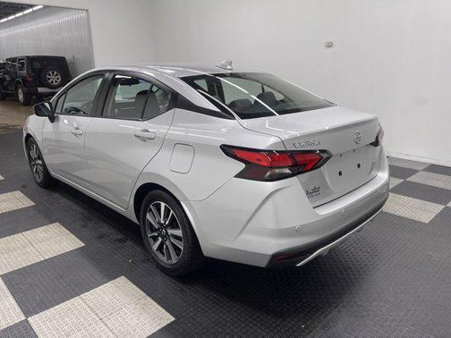 2021 Nissan Versa 1.6 SV