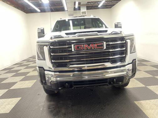 2026 GMC Sierra 2500 SLT