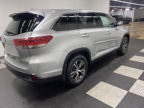 2019 Toyota Highlander LE Plus
