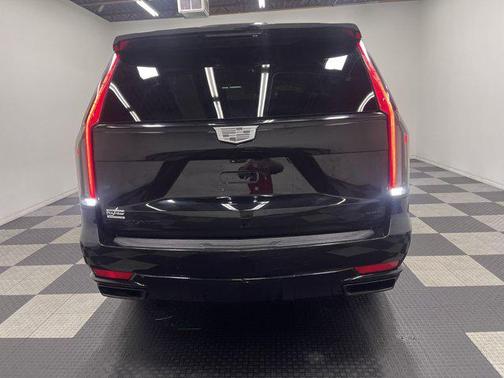 2022 Cadillac Escalade ESV Sport Platinum