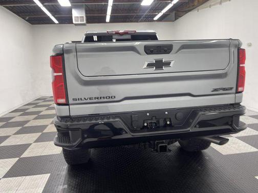 2026 Chevrolet Silverado 2500 Crew Cab, Standard Bed, XR2, 4WD