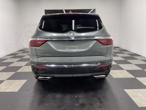 2022 Buick Enclave FWD Premium