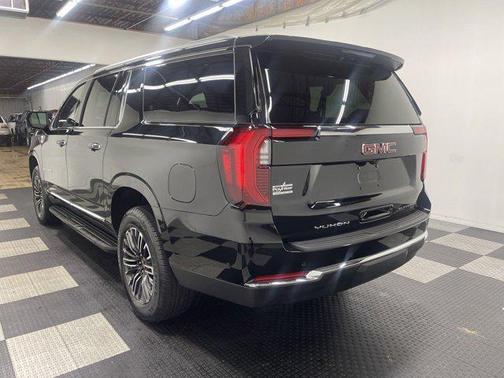 2025 GMC Yukon XL 4WD Elevation