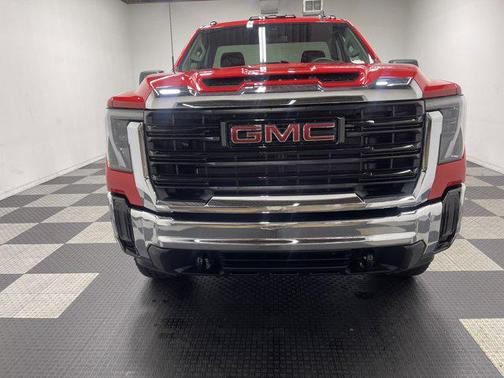 2025 GMC Sierra 3500 Base