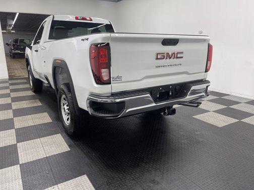 2025 GMC Sierra 3500 Base