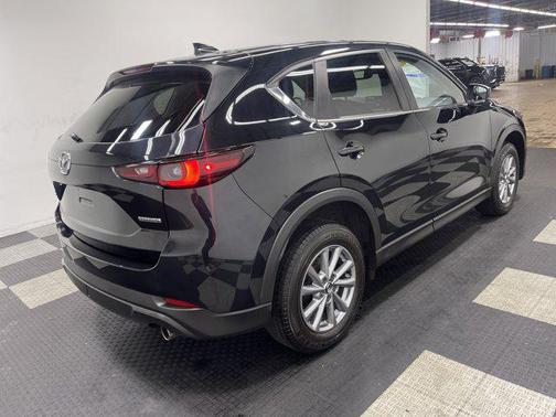 2023 Mazda CX-5 2.5 S Preferred Package