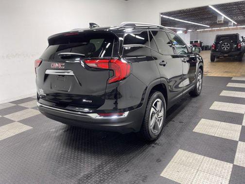 2021 GMC Terrain SLT