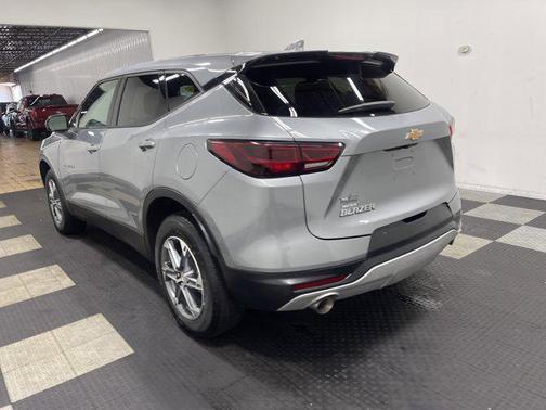 Sterling Gray Metallic 2025 Chevrolet Blazer 2LT