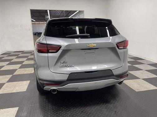Sterling Gray Metallic 2025 Chevrolet Blazer 2LT