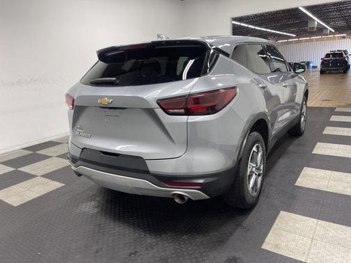 Sterling Gray Metallic 2025 Chevrolet Blazer 2LT