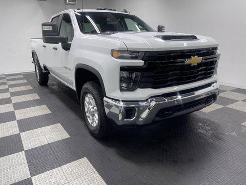 2025 Chevrolet Silverado 3500 WT