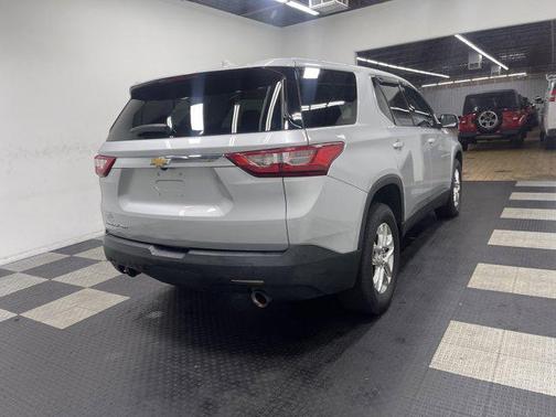 2021 Chevrolet Traverse LS