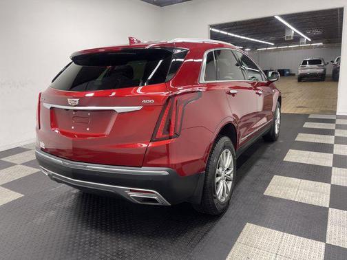2022 Cadillac XT5 Premium Luxury
