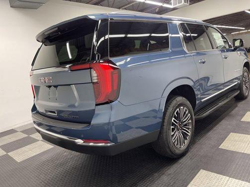 2025 GMC Yukon XL 4WD Elevation