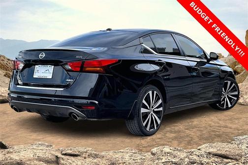 2022 Nissan Altima 2.5 SR
