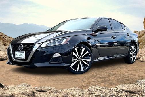 2022 Nissan Altima 2.5 SR
