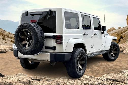 2013 Jeep Wrangler Unlimited Sahara