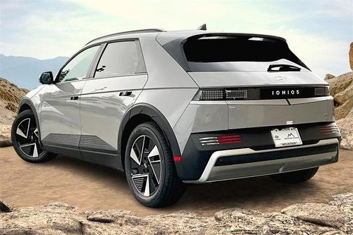 2025 Hyundai IONIQ 5 SEL