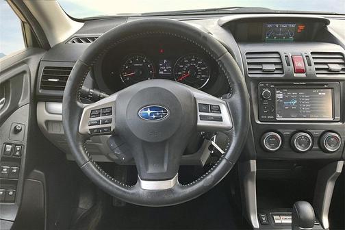 2014 Subaru Forester 2.5i Touring